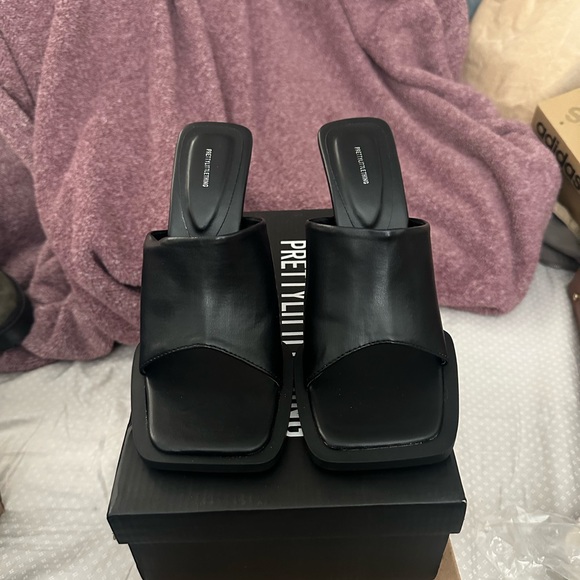 NWT pretty little thing high heels square toe size 7 - Picture 2 of 9